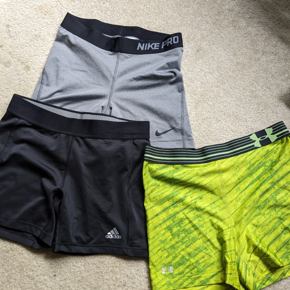 Set of 3 women's compression shorts